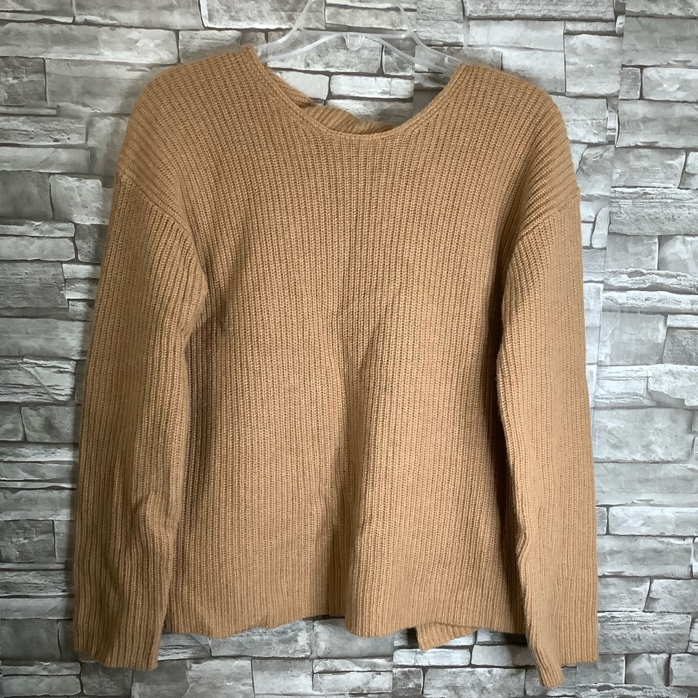 Theory Twylina Cashmere Split open back Tan Knit Sweater P (C026)